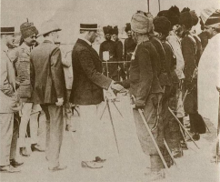 Maj.-Gen. R. L. Payne, C.B., D.S.O., inspecting retired Viceroy's Commissioned Officers. Maj.-Gen. Amar Singh, the Thakur of Kanota, a King's Commissioned Indian Officer, stands behind him.