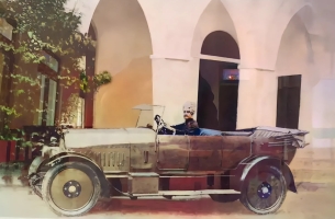 H.H.Yadukul Chandrabhal Maharaja Ganesh Pal Ji Deo Bahaur of Karauli in a vintage car
