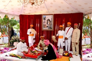 Tilak Dastoor of Swastiman Chiranjeev Kunwar Sahib Kulvardhan Singh of Karjali with Swastimati Chiranjeevi Bai Sahiba Shubhangini Rathore of Medas