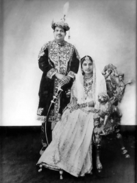 Rana Shivamber Singh and his wife Rani Shanti Devi (Khajurgaon & Thalrai)