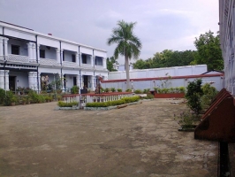 Khandapara Palace