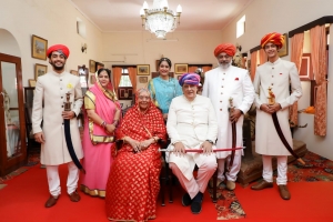 H.H. Maharajadhiraj Shri Hanuwantsinhji Madansinhji Sawai Bahadur with his family (Kutch)