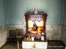 Om Shri Madan Madhav Gopal Dev Ji - Divine Idol from a single piece black granite