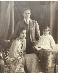 H. H Raja Saheb Sir Jogider  Singh Saheb Bahadur with H. H Rani Saheb Amrit Kuar and Yavraj Saheb Yashodan Singhji