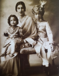 Rani Amrit Kaur, wife of Colonel Raja Sir Jogendra Sen Bahadur, with their children