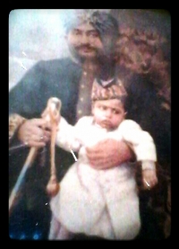 Raja RAGHURAJ SINGHJI, Raja of Mankapur 1884/1932 with his grandson Kunwar Uday Pratap Singhji (Mankapur)