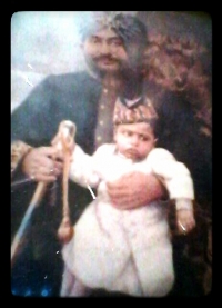 Raja RAGHURAJ SINGHJI, Raja of Mankapur 1884/1932 with his grandson Kunwar Uday Pratap Singhji