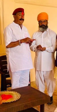 Thakur Yashpal Singh Narwal with Rana Hamir Singh Sodha of Amarkot during Holi Celebration at Awagharh Fort (Narwal)