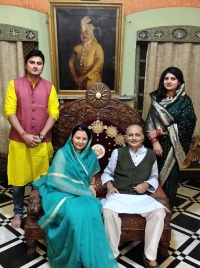 Raja Jayant Chandra Mardaraj Harichandan with Rani Manoja Manjari Devi, Yuvraj Janmejay Mardaraj & Yuvrani Harshita Singh
