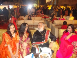 Kumari Aakriti and Kumari Prakriti of Nilgiri with Arvind Singh ji of Mewar (Nilgiri)