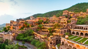 Neemrana Fort Palace (Nimrana)