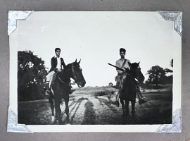Kumar Shri Sardarsinhji Chandrasinhji Rajparmar with his Silahdar