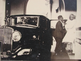 HE Governor of Bengal with Raja Jyoti Prasad Singh Deo at Panchkote Palace