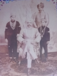 Krishnachandra Gajapati with his two sons (Parla Khimedi)