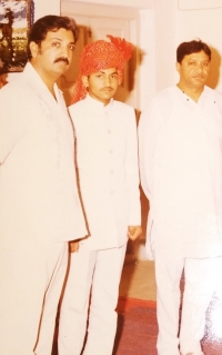 Kunwar Chandraveer Singh Ranawat with H.H Maharaja Gaj Singh Ji of Jodhpur (Pomawa)