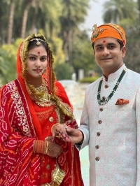 Yuvraj Bhuvanyu Singh with his wife Yuvrani Devika Singh (Pratapgarh)