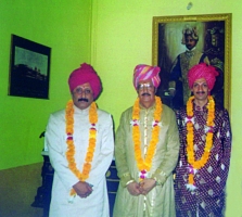 At Vijay Palace, Rajpipla, (from left) Maharaj Indra Vikram Singh, Maharaja Raghubir Singh and Yuvraj Manvendra Singh (Rajpipla)