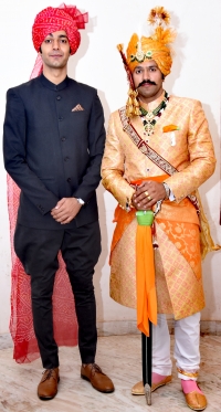 Rajkumar Surya Pratap Singh and Rajkumar Digvijay Singh of Raoti (Raoti)
