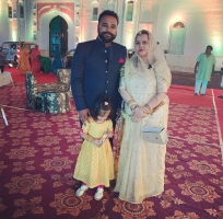 Giriraj Singh Rathore, with wife and daughter