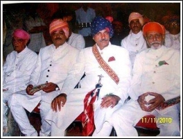 Front: Maharaj Shri Karan Singh Sahib of Karjali with Thakur Shri Bhagwati Singh Sahib of Nimaj, Thakur Shri Maan Singh Sahib of Pal, Maharaj Shri Surendra Singh Sahib of Shivrati (Shivrati)