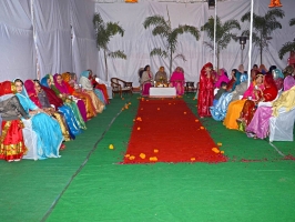 Vijayraj Kumari Mewar with members of Shivrati House for the Banola of Lakshyaraj Singh Mewar