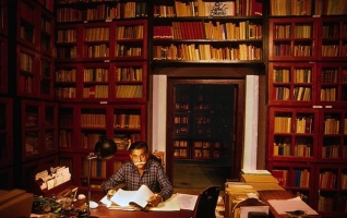 HH Raja Krishan Sinh Ji, the  9th Raja of Sitamau in his fantastic library during a memorable visit of mine to Sitaumau and the surrounding area way back in '94.