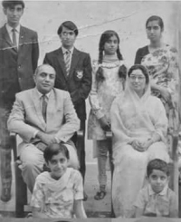 Late Maharaja M S Singh Deo & Late Rajmata D Kumari Singh Deo with their five children & younger brother.