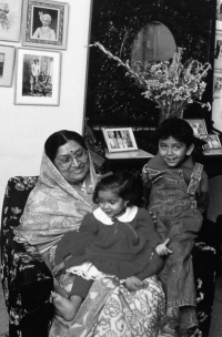 Late Rajmata Devendra Kumari Singh Deo with Grandchildren Yuvraj Aadityeshwar Saran Singh Deo & Rajkumari Aishwarya Kumari Singh Deo